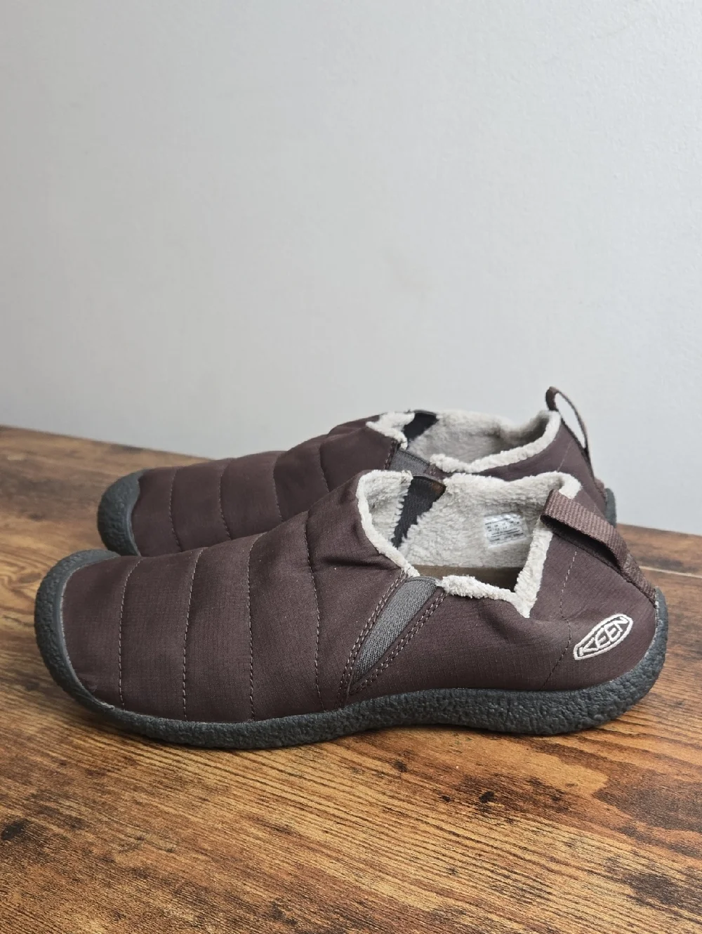 KEEN Women's Howser II Loafer Slide Slipper Shoes Brown Sz 7.5 Cabincore Cottage